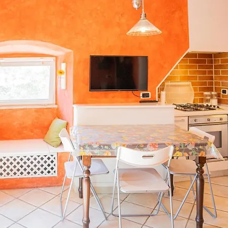Apartament 071 - Casa Gioiello Con Giardino Privato, 10 Minuti Mare Spiaggie Sestri Levante