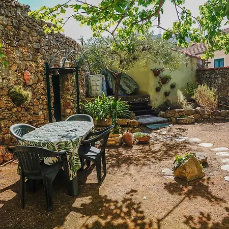 071 - Casa Gioiello Con Giardino Privato, 10 Minuti Mare Spiaggie * Sestri Levante