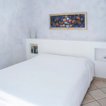 071 - Casa Gioiello Con Giardino Privato, 10 Minuti Mare Spiaggie Apartament